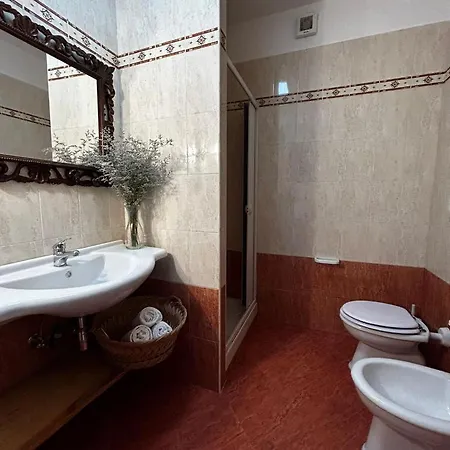 Semesterbostad Girasole *